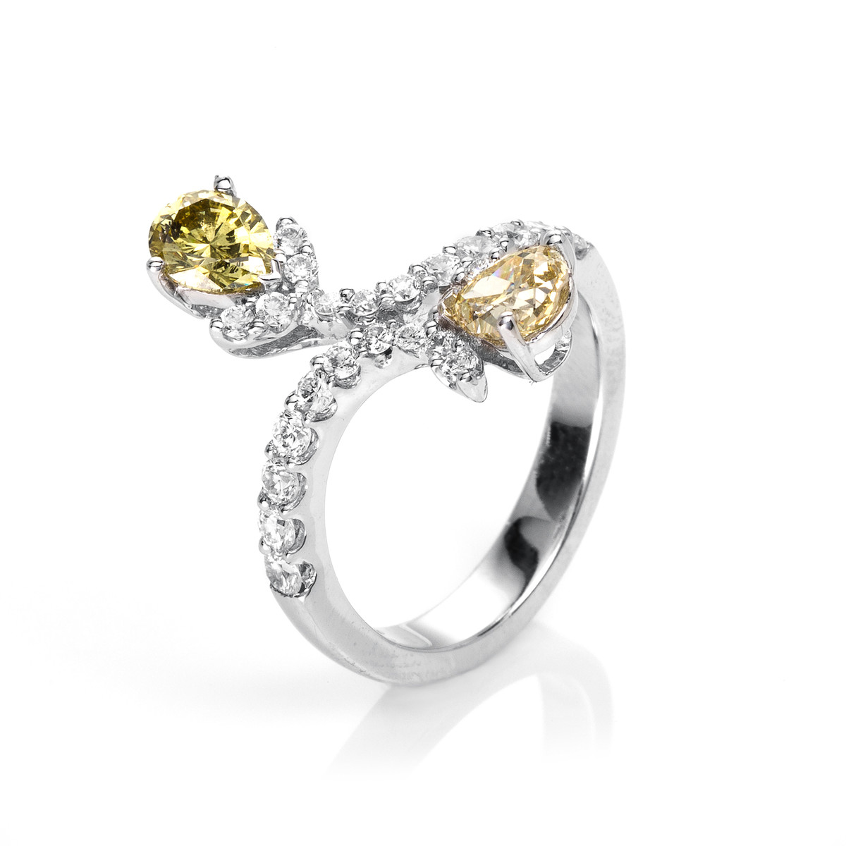 Ring  18kt Weißgold mit 1,69ct Diamanten