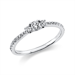 Solitaire Ring mit Seitenbesatz4er-Krappe 18kt Gelbgold mit 0,37ct Diamanten