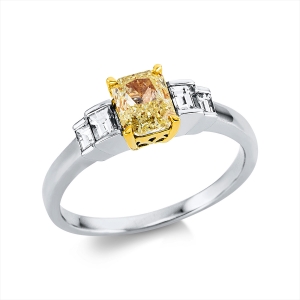 Ring 4er-Krappe 18kt Weißgold / Gelbgold GIA 2151480559 mit 2,15ct Diamanten