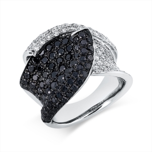 Ring 18 kt WG, Fassung teils schwarz rhodinie