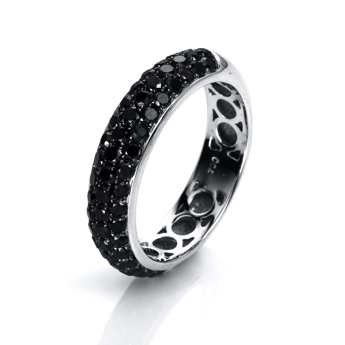 Ring 18 kt WG, Fassung schwarz rhodiniert