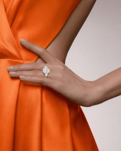 Bild von Diamant Verlobungsring Oval-Schliff