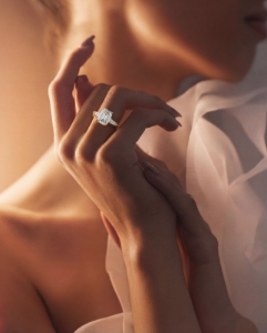 Bild von Diamant Verlobungsring Baguette-Schliff