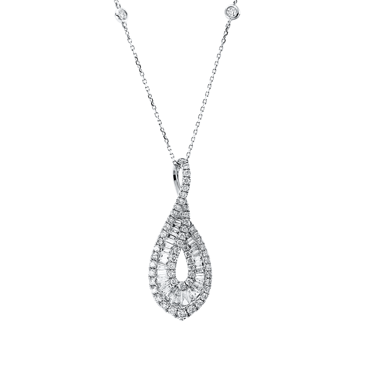 Collier 18 kt WG, mit ZÖ 40 cm